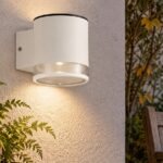 Ring White Solar Wall Light - Image 2